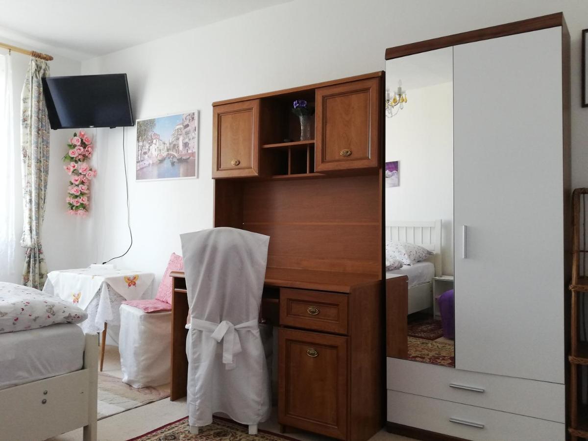 Apartments Meixner マリアーンスケー・ラーズニェ エクステリア 写真